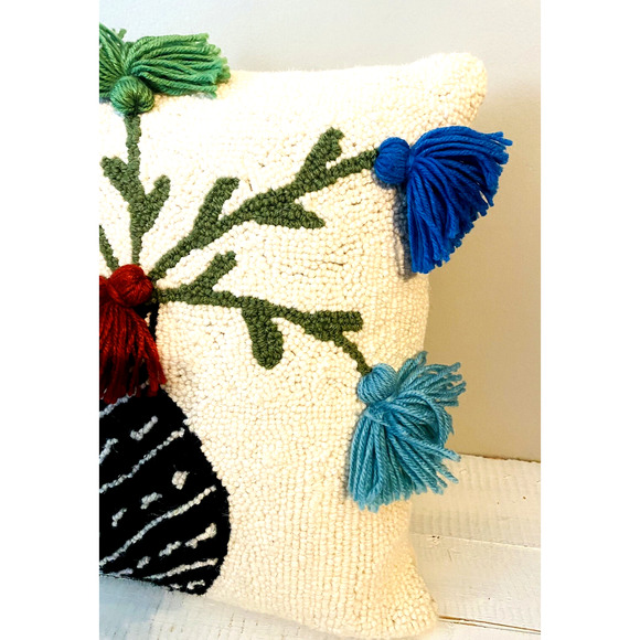 New with Tags Peking Handicraft Hook Pillow 15" x 15" Floral Vase Design - Picture 3 of 9